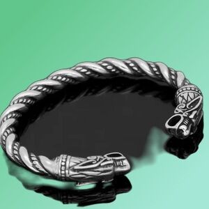 Silver Twisted Bracelet